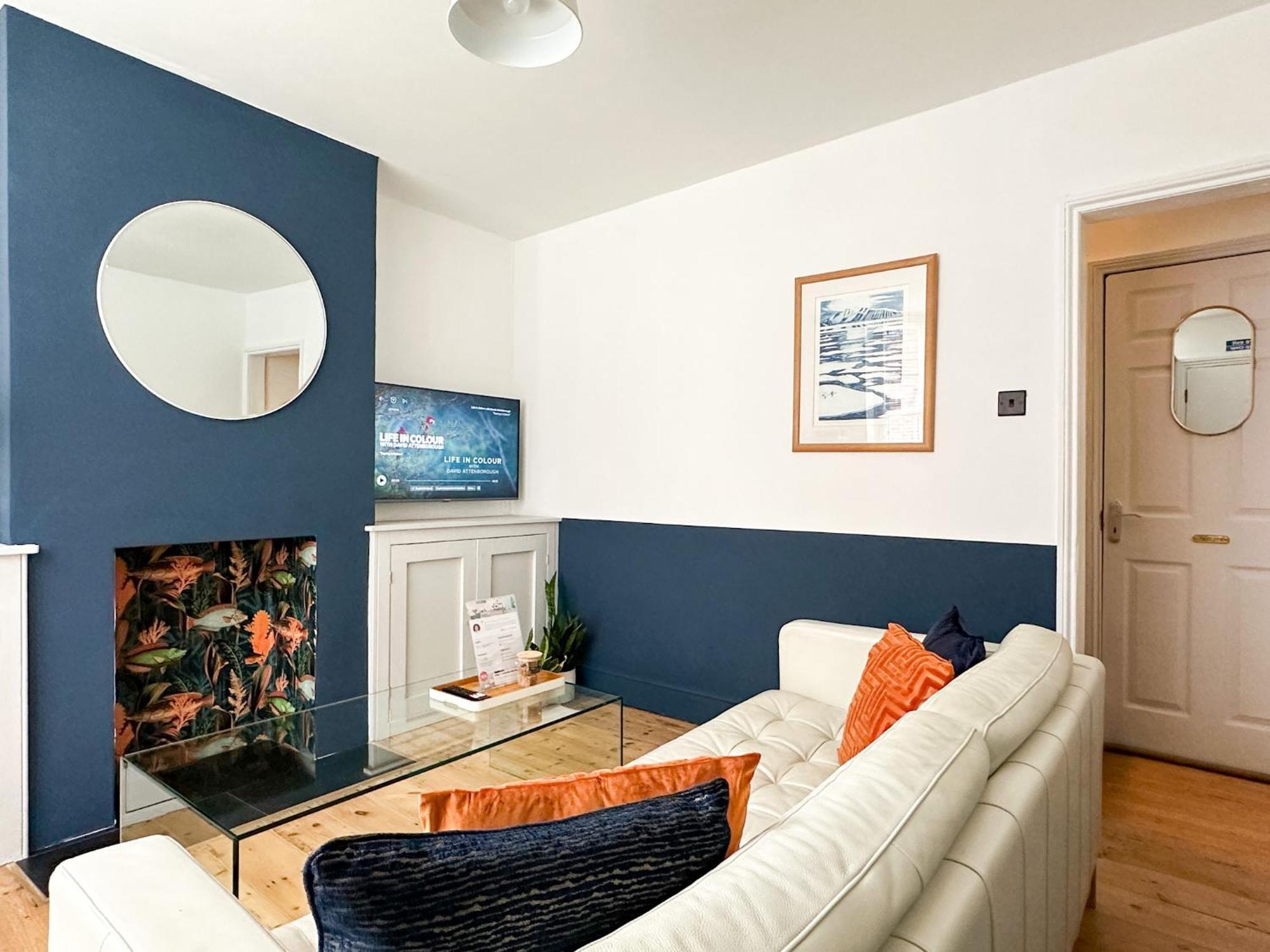 Love Lane - Cosy & Modern City Centre Guest Suite カンタベリー エクステリア 写真